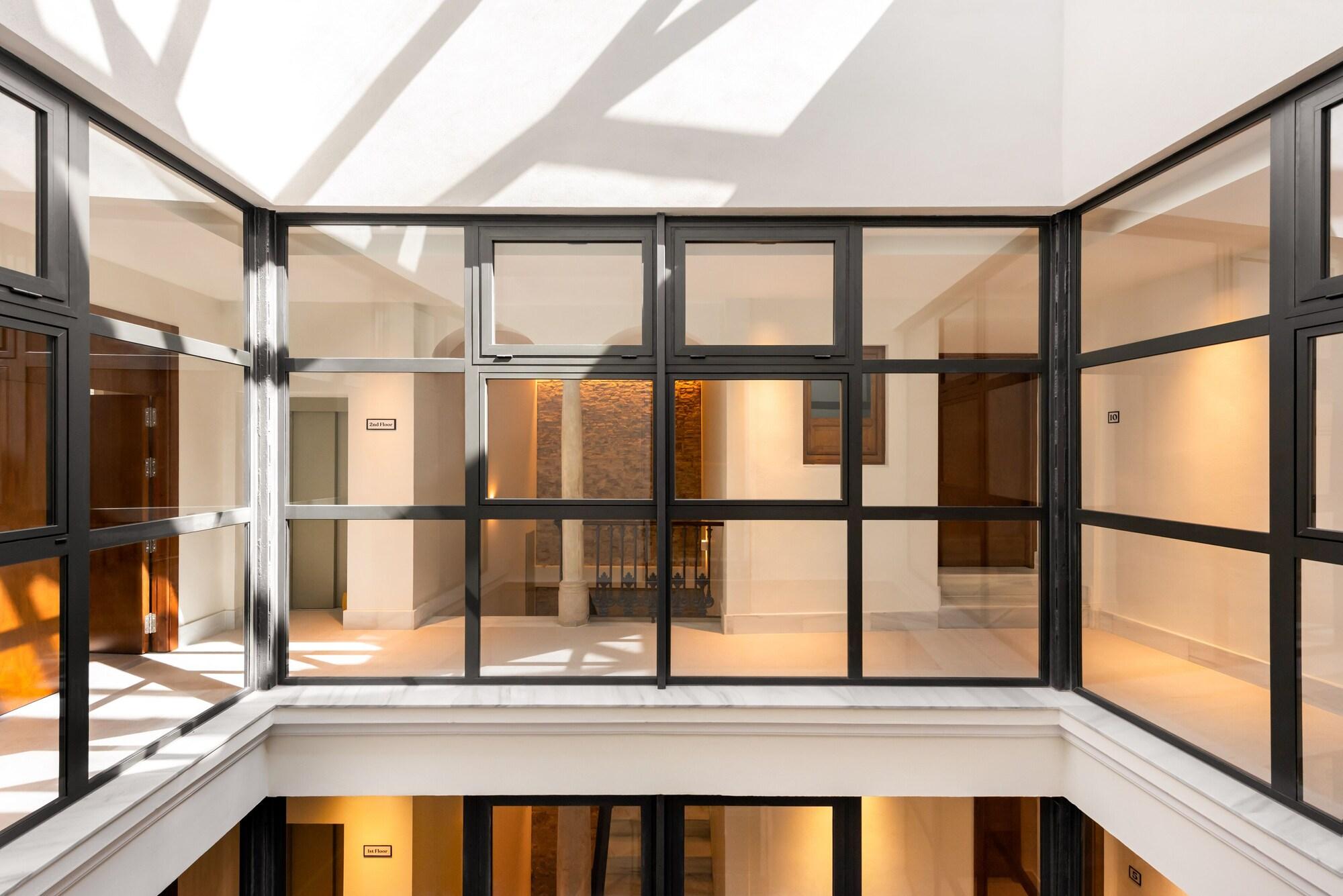 Varios Coeo Fresca Roof Garden Signature Apartments