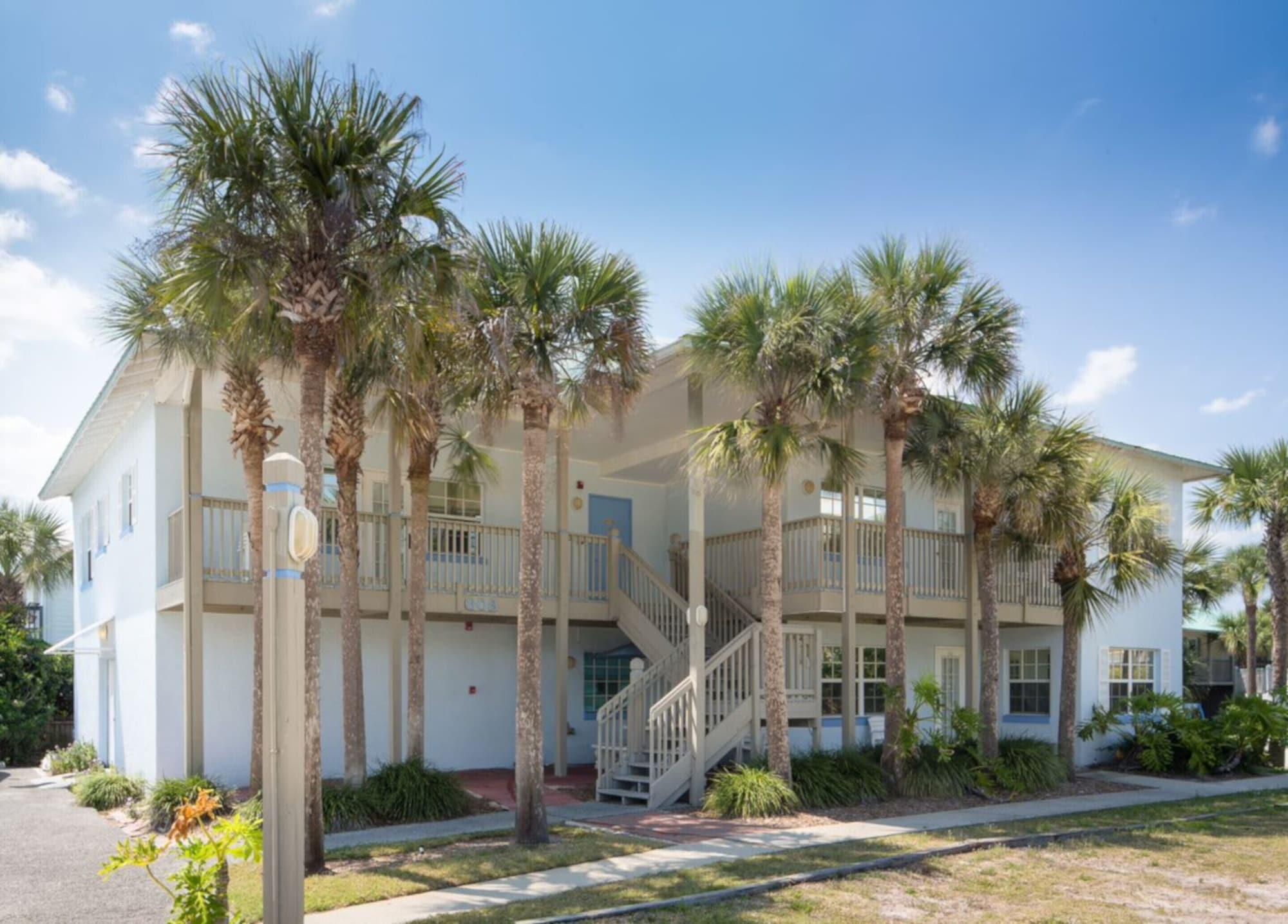 Vista Exterior Coconut Palms Beach Resort II a Ramada by Wyndham