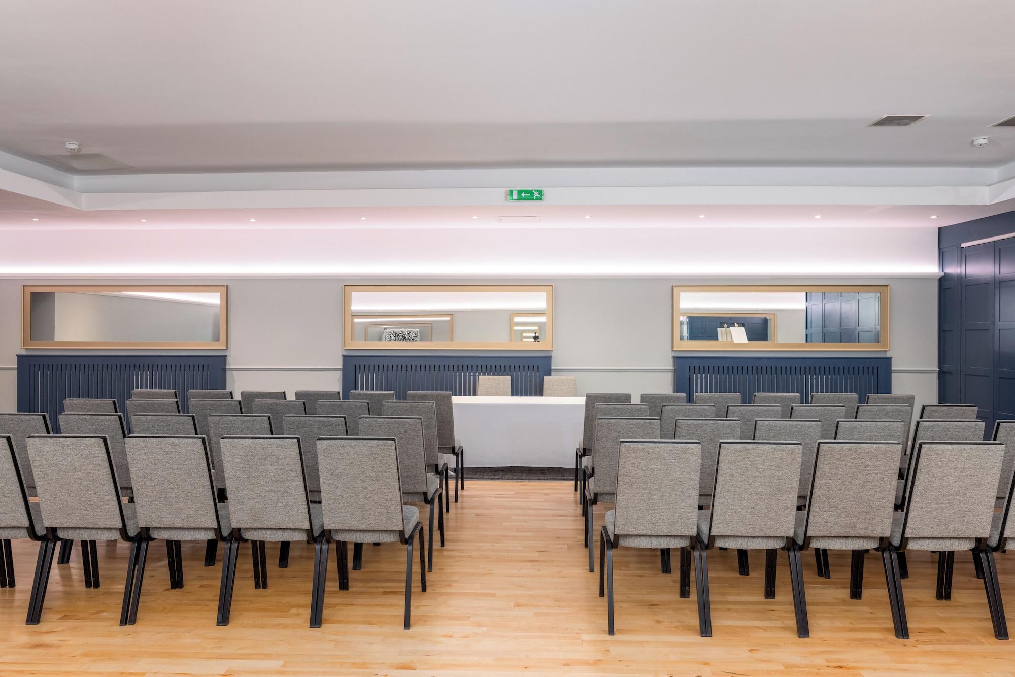 Sala de Reuniones 28 York Place