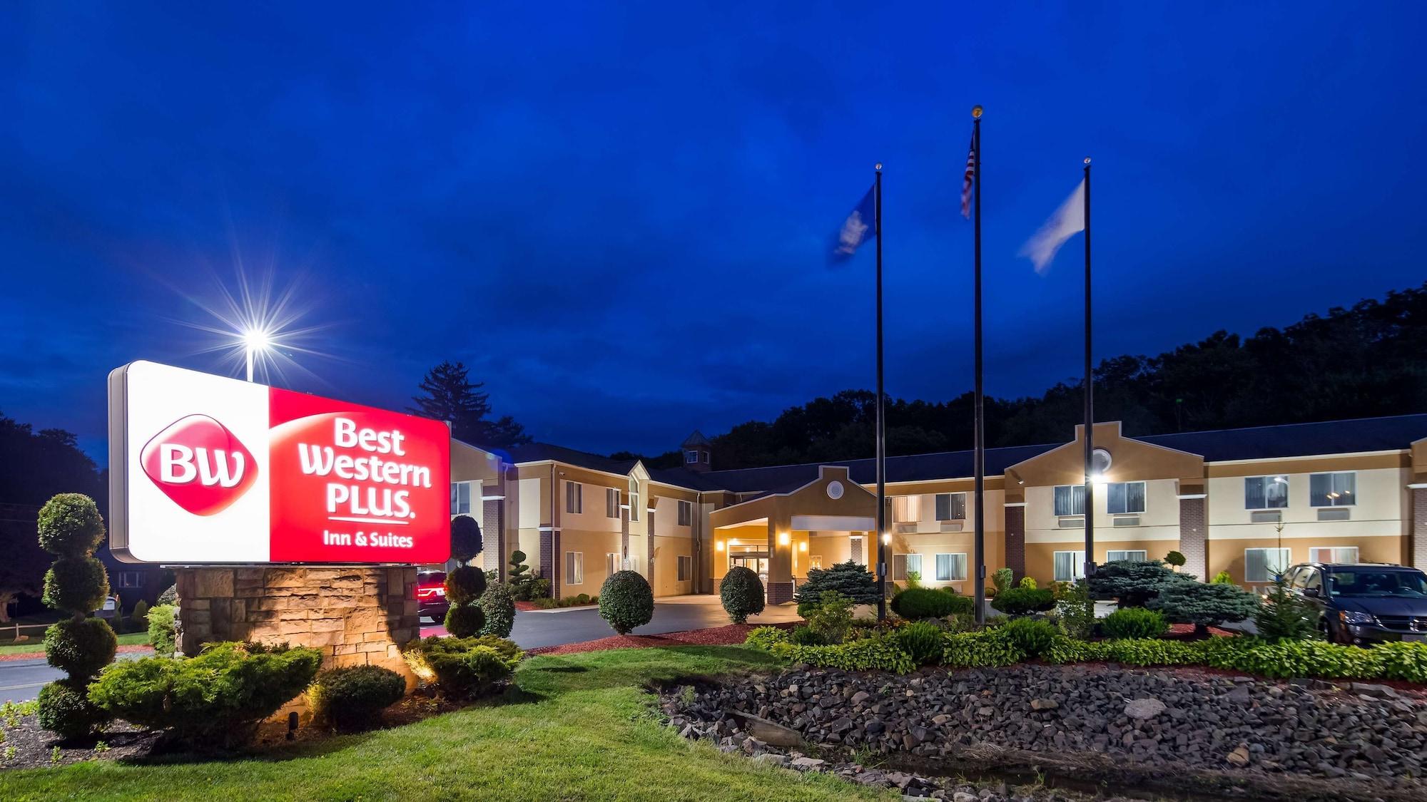 Vista Exterior Best Western Plus New England Inn & Suites