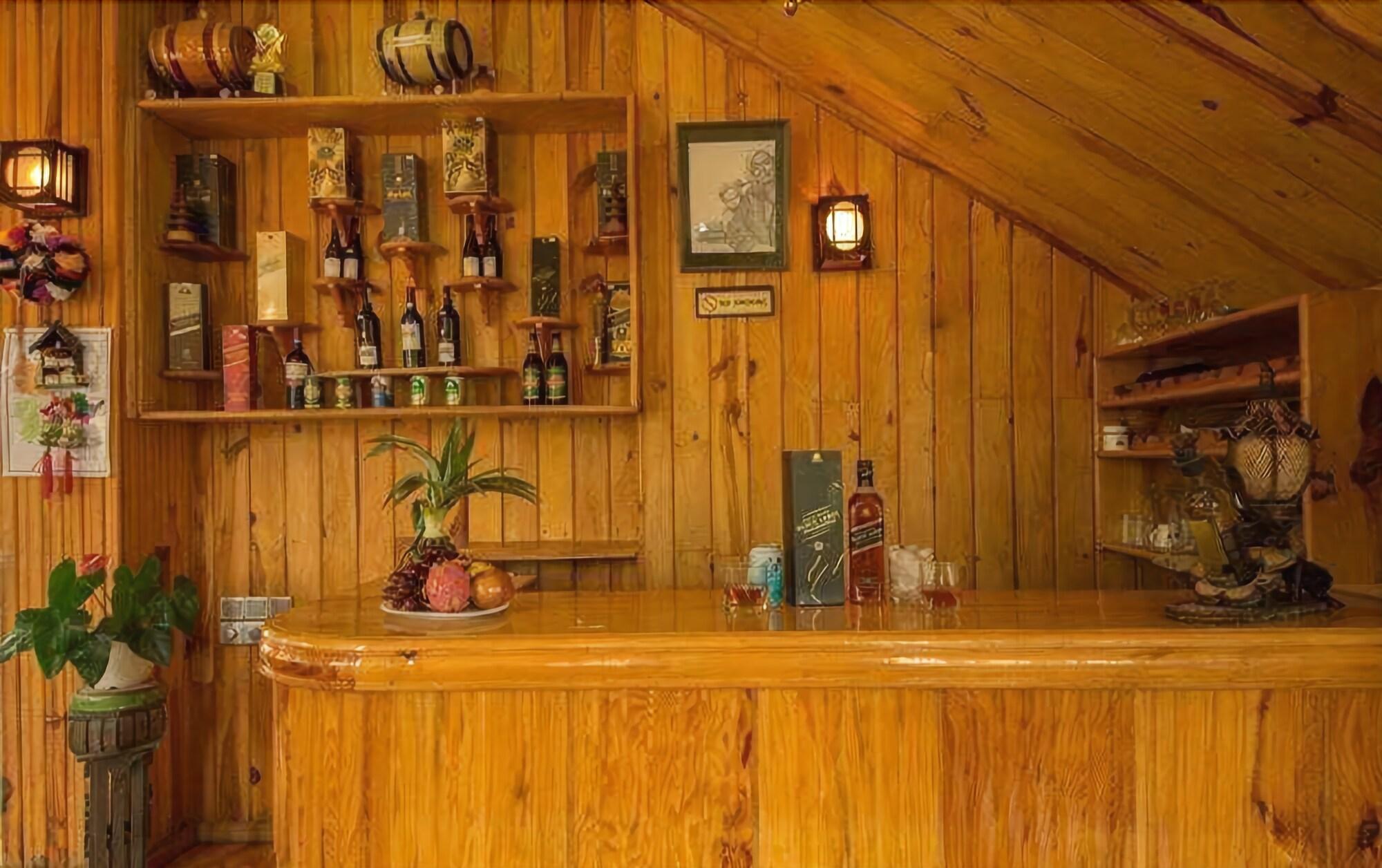 Bar/Salón Seint Hotel
