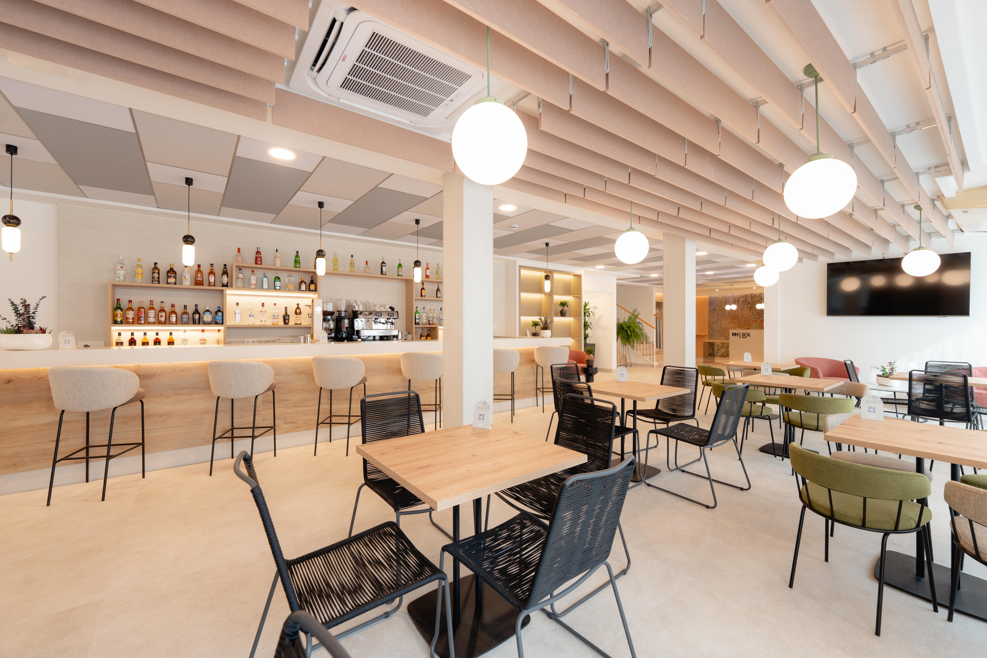 Bar/Salón Hotel RH Sol