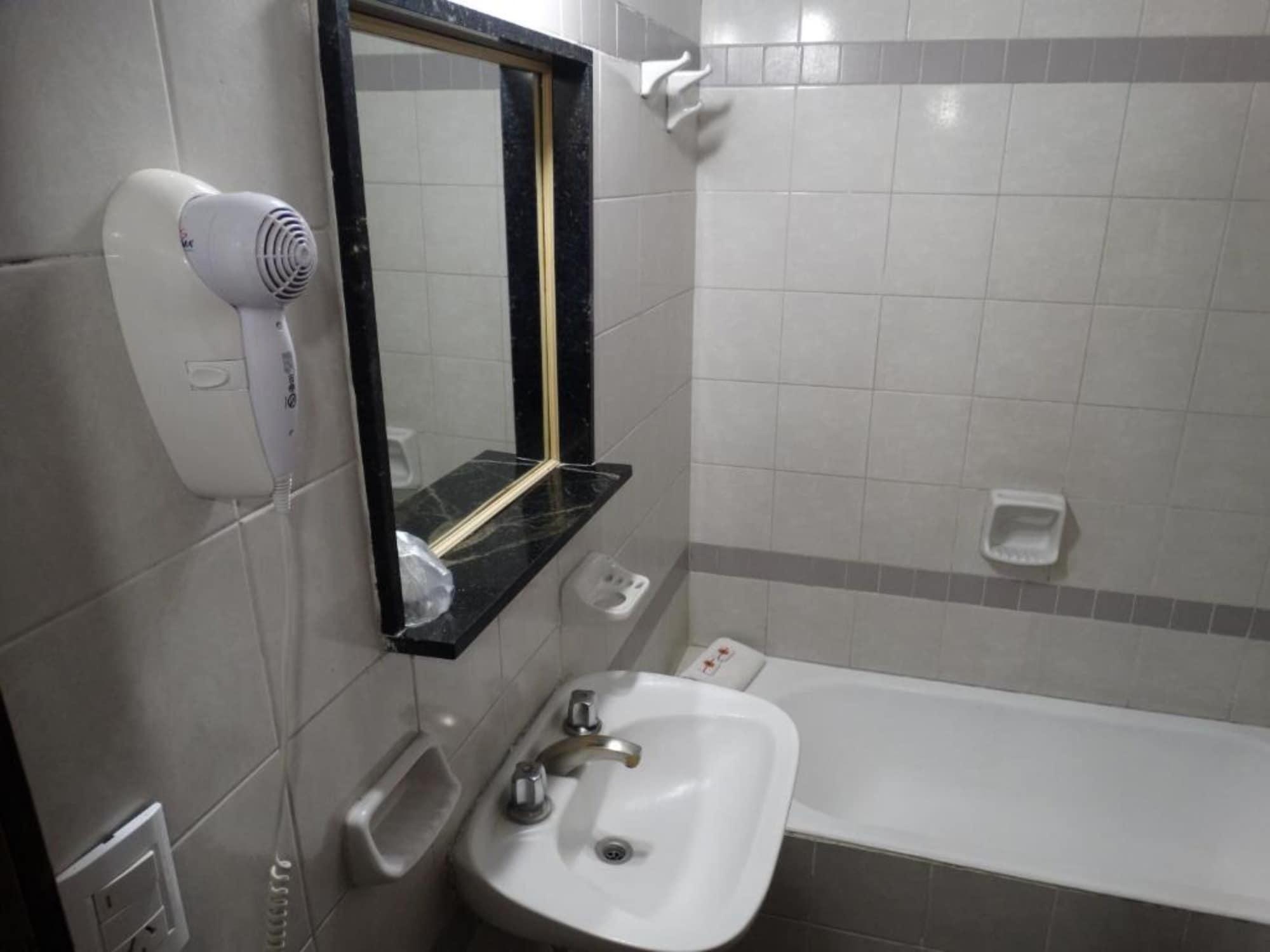 Equipamiento de Habitación Hotel Le Cinque Güemes