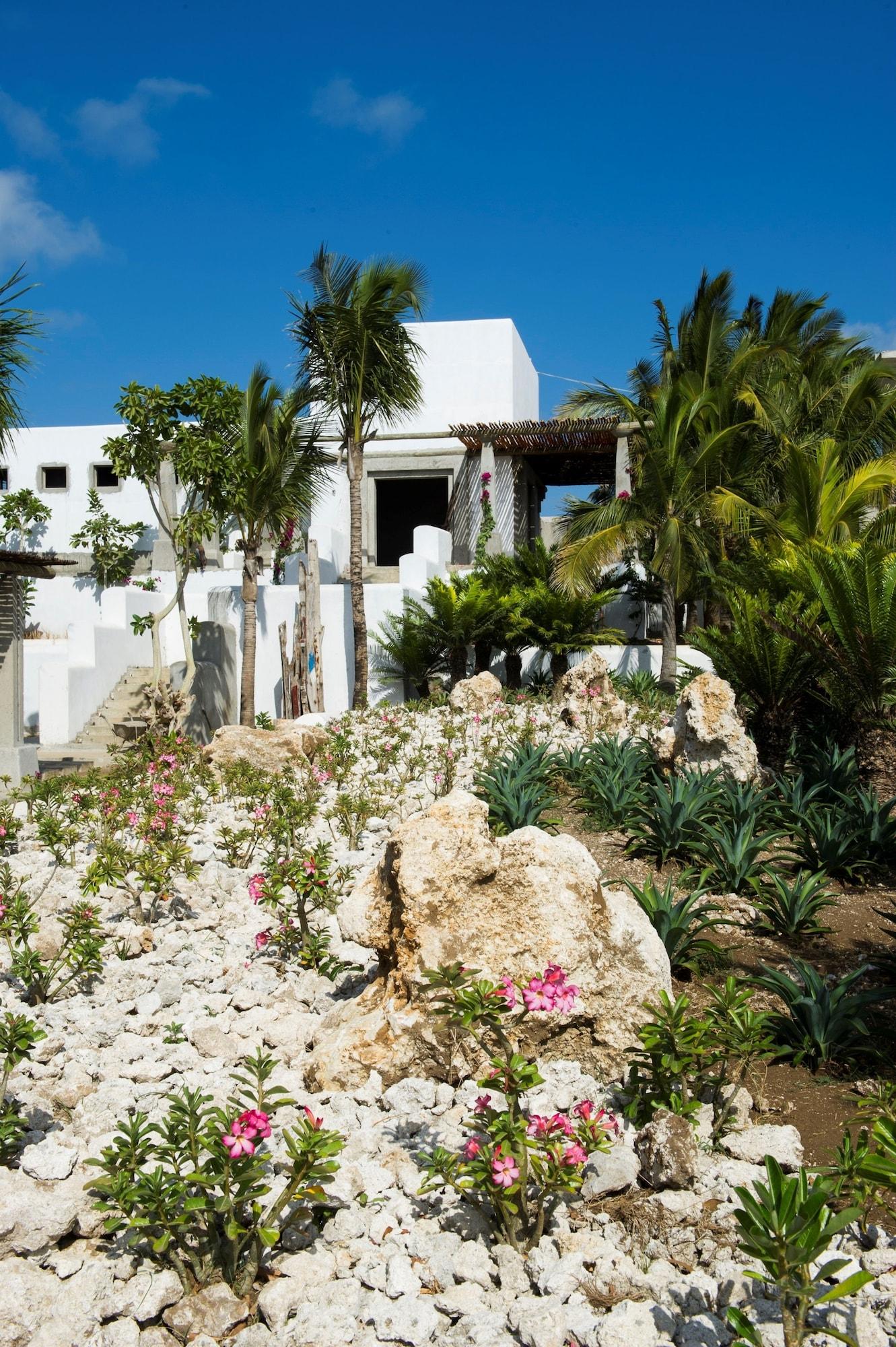 Vista Exterior The Aiyana