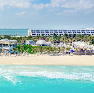 paquetes turisticos a Cancún con Sky Airline