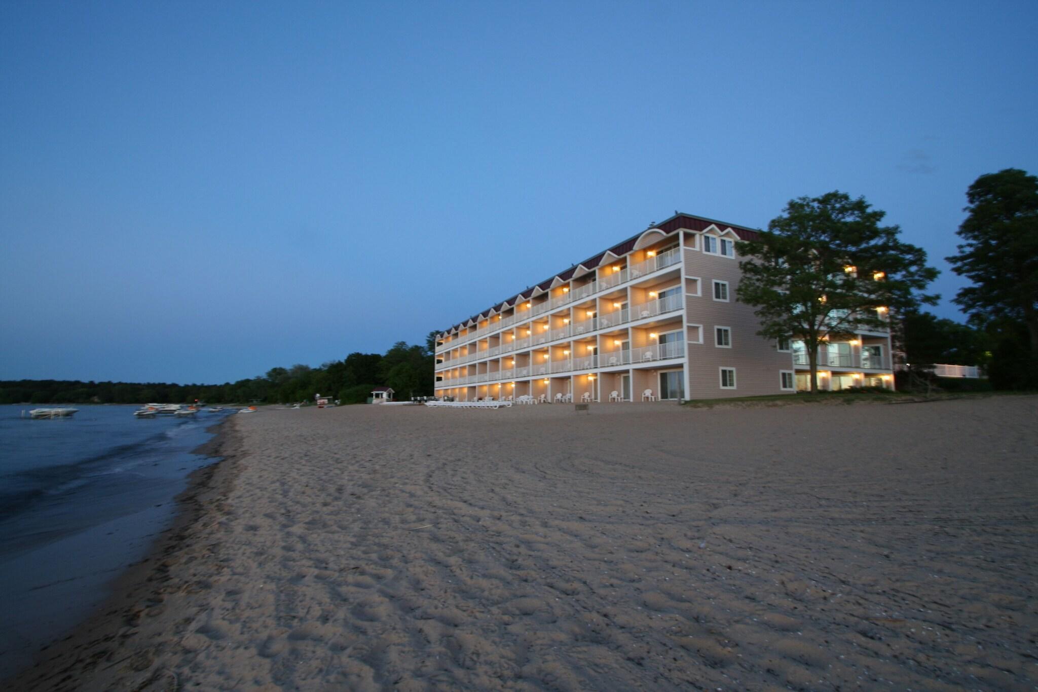 Playa Bayshore Resort