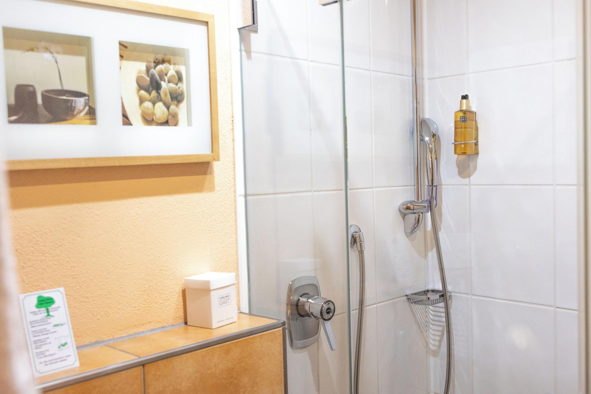 Equipamiento de Habitación Hotel Kübler