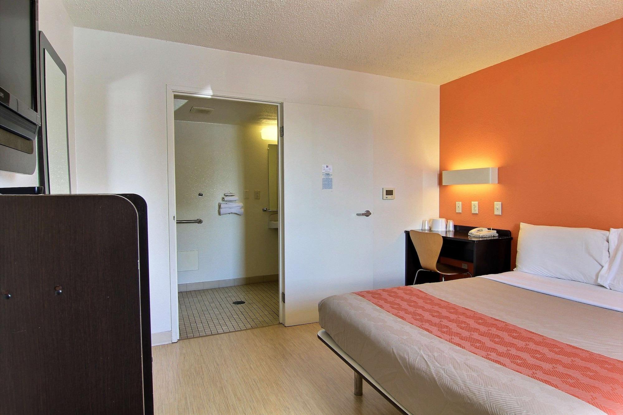 Habitación Motel 6 Austin, TX - North Central