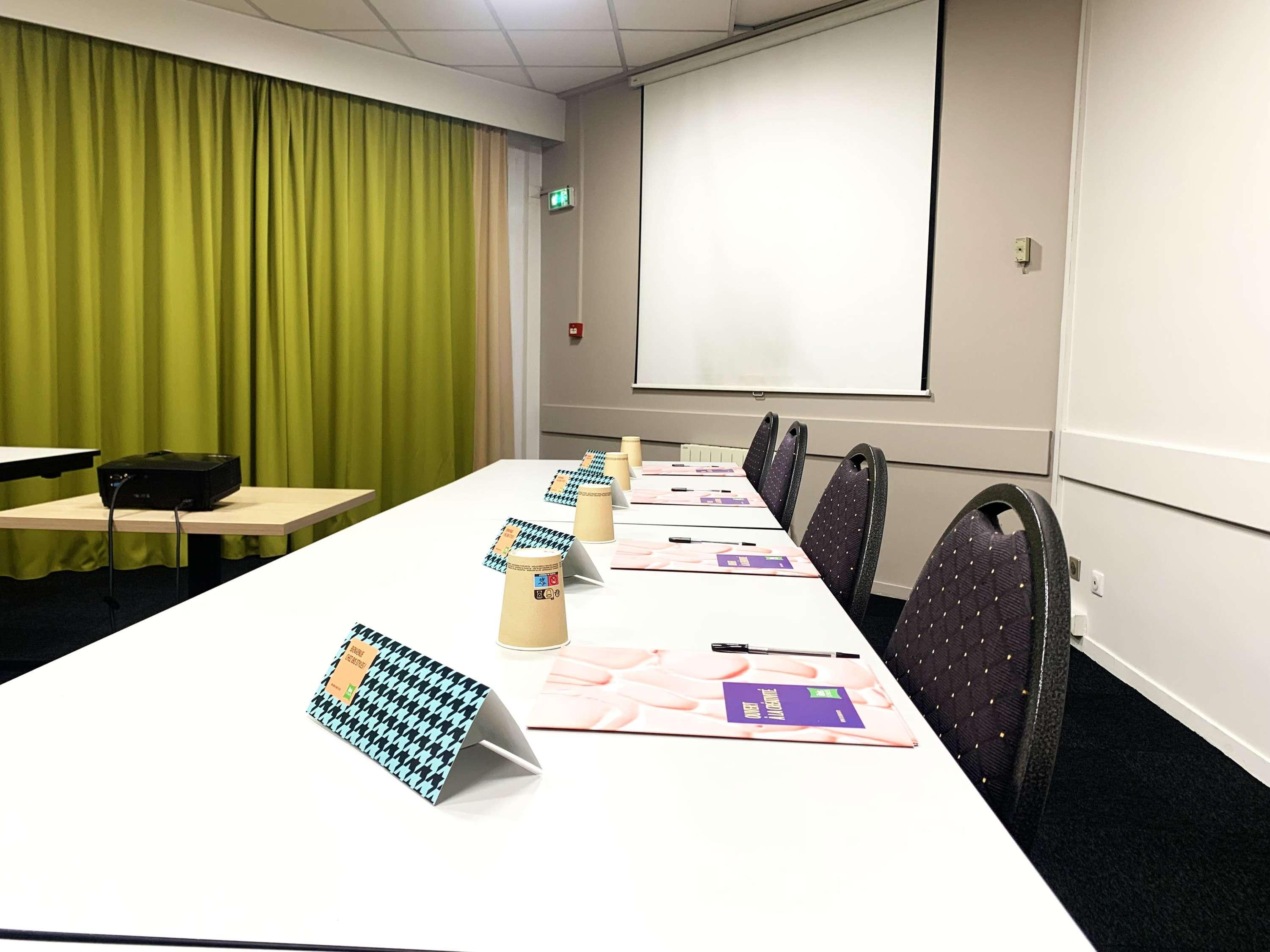 Centro de Negocios ibis Styles Rouen Nord-Barentin