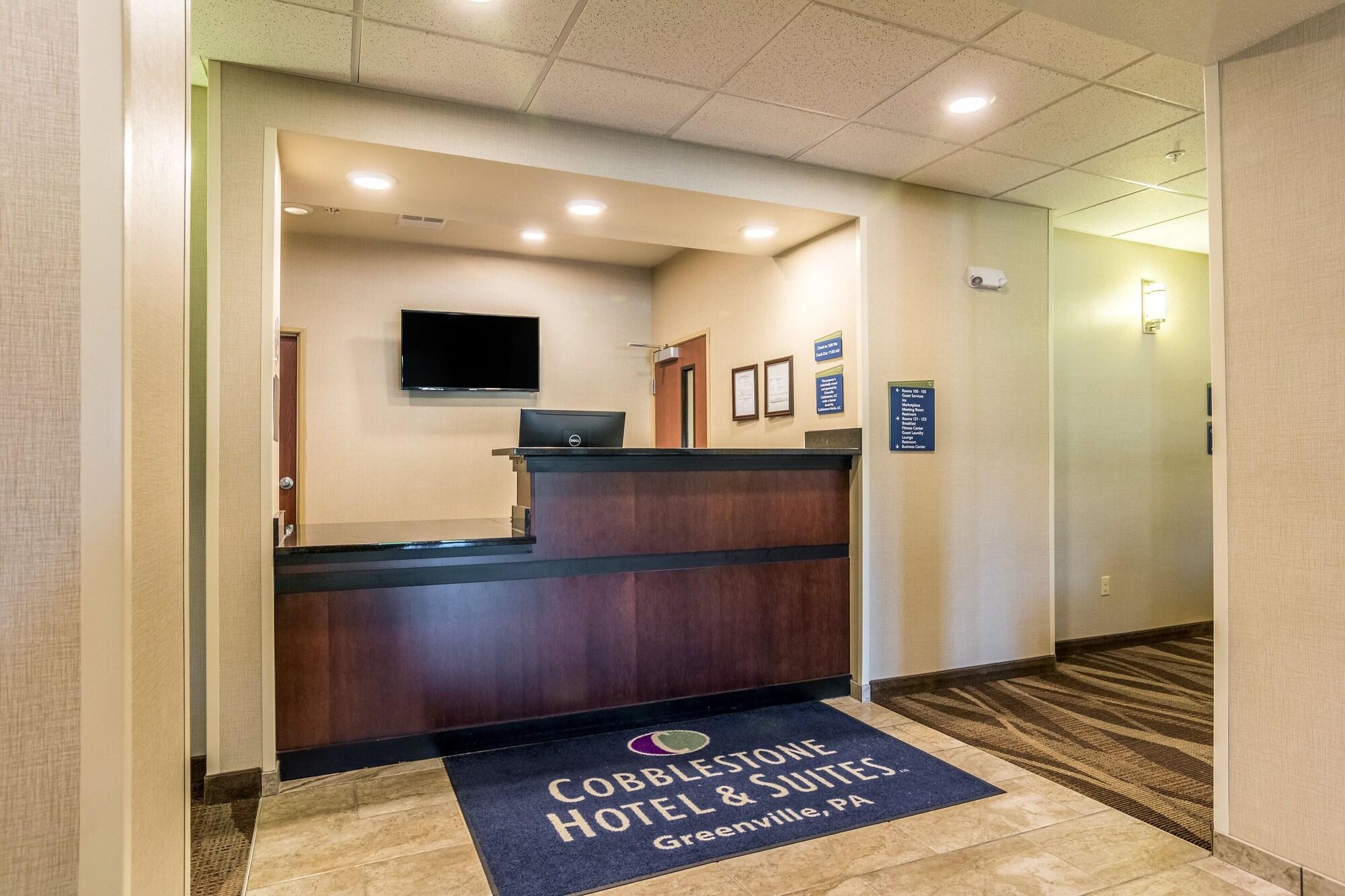 Vista Lobby Cobblestone Hotel & Suites - Greenville