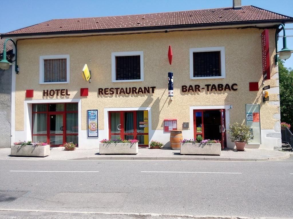 Varios Hôtel restaurant Marinet