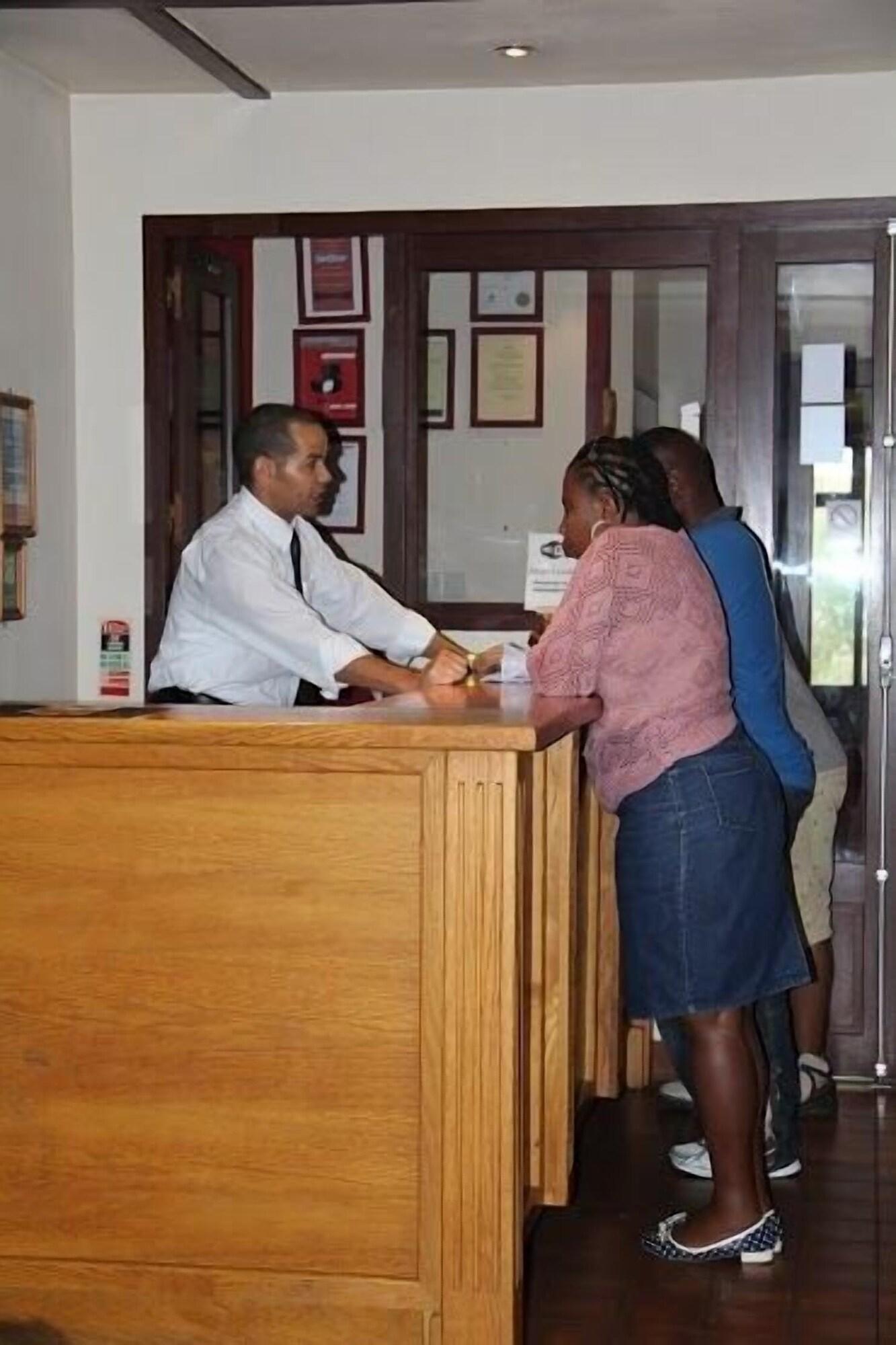 Vista Lobby Primelodge Rotherham