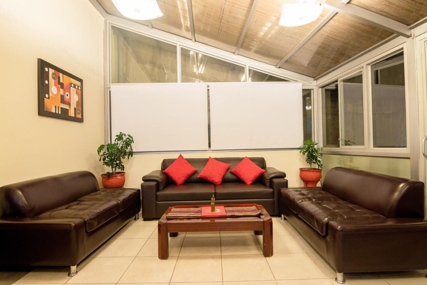 Vista Lobby Group House Apart Hotel