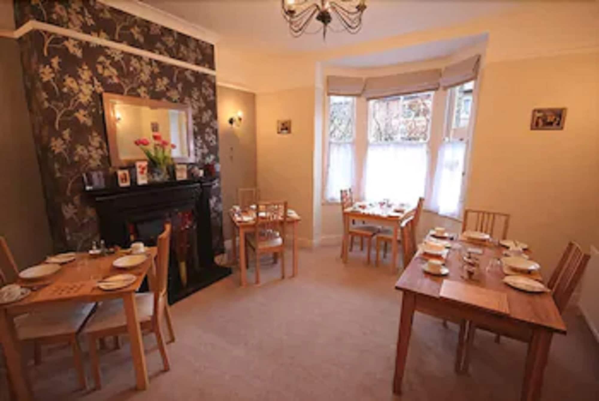 Restaurant Number 34 Bed and Breakfast