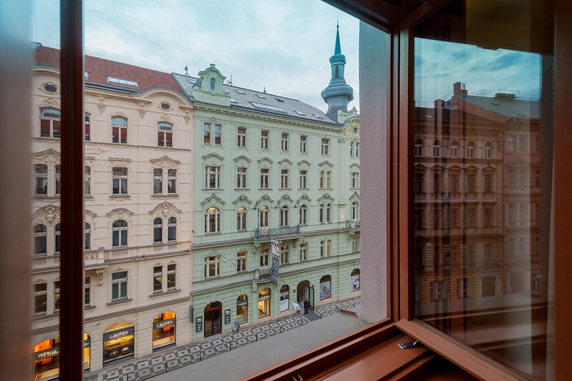 Vista Exterior Vinohradský dům