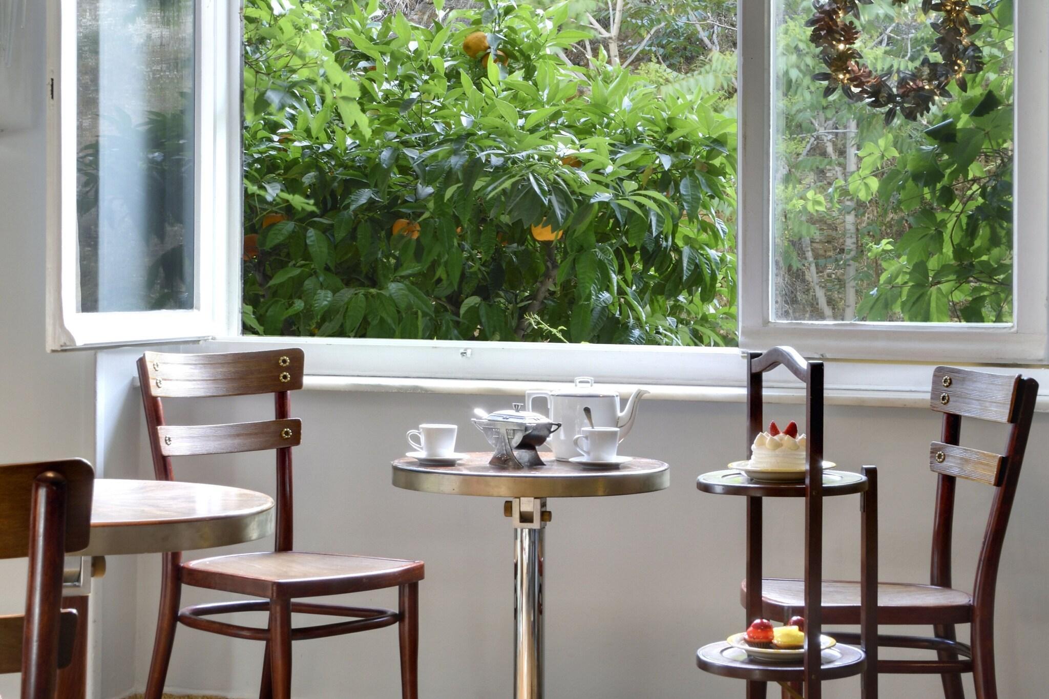 Vista Lobby Athens Green Apartments