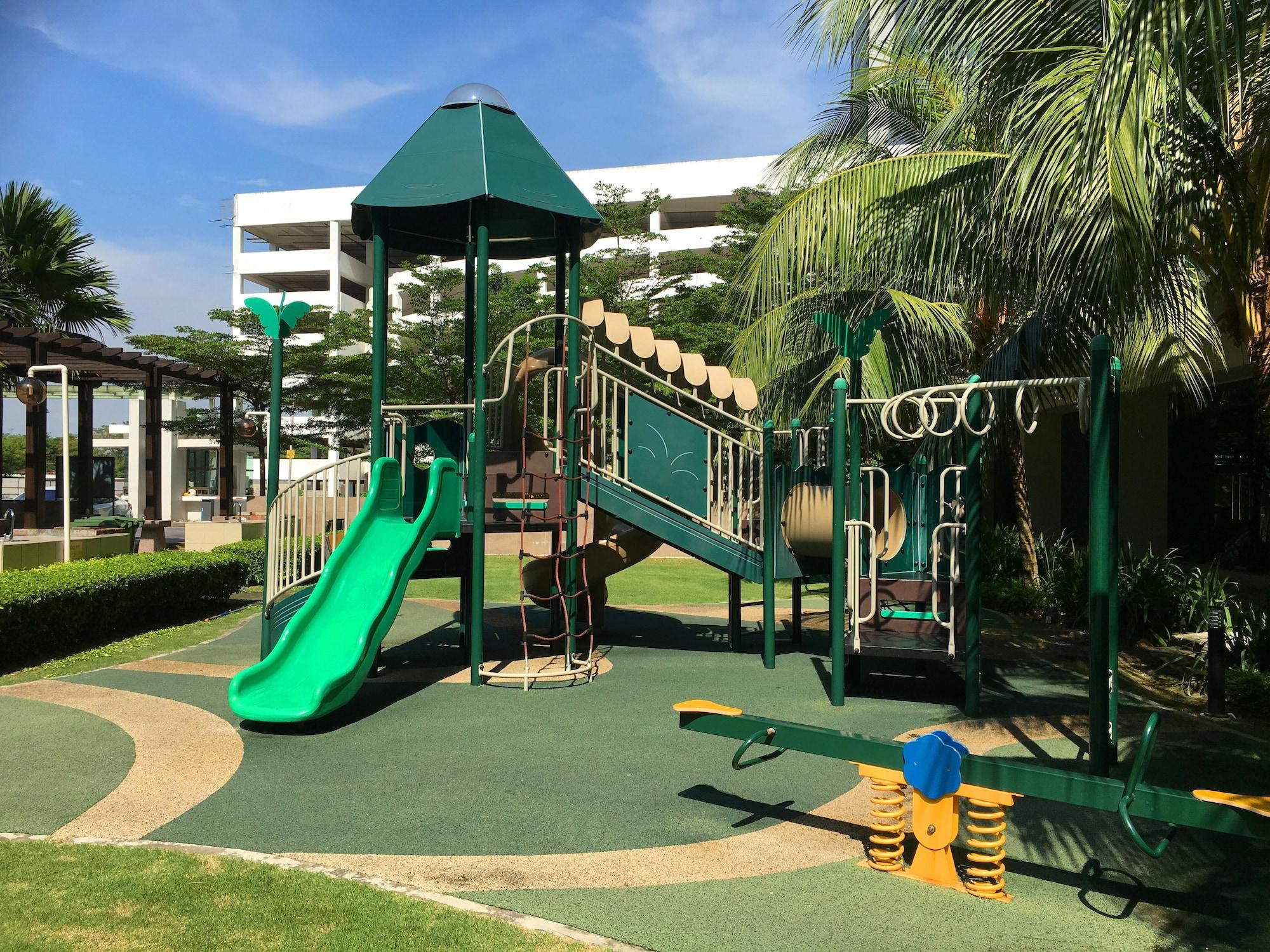 Instalaciones Recreativas Palazio Sailing Themed Holiday Homestay