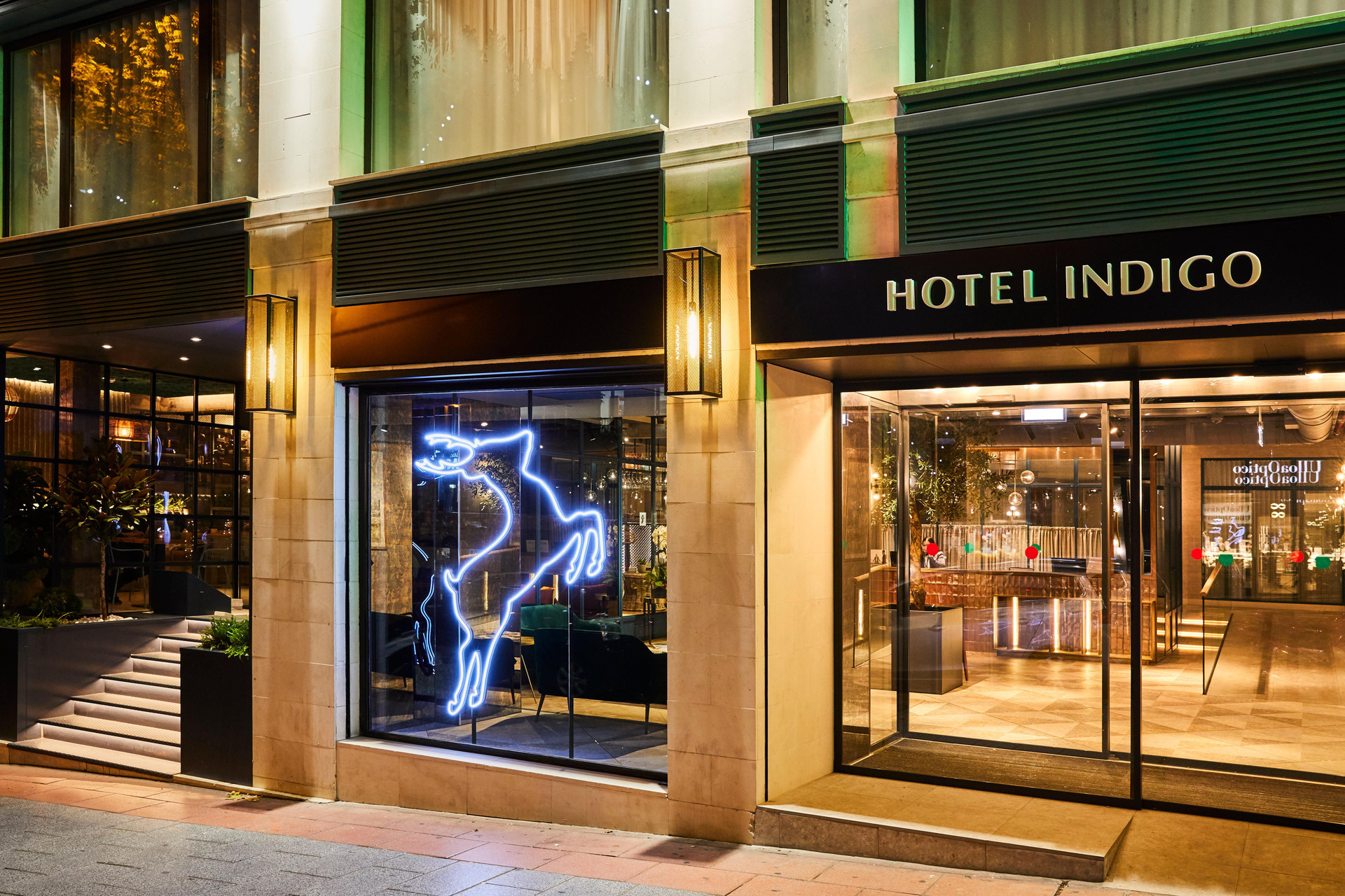 Vista Exterior Hotel Indigo Madrid - Princesa by IHG