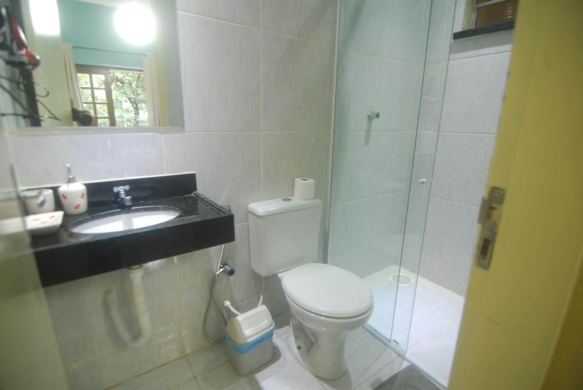 Equipamiento de Habitación Pousada Deisilia