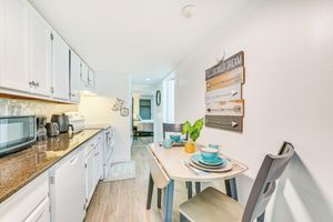 Alquiler Vacacional - Walk to Downtown Albany: Ten Broeck Triangle Apt!