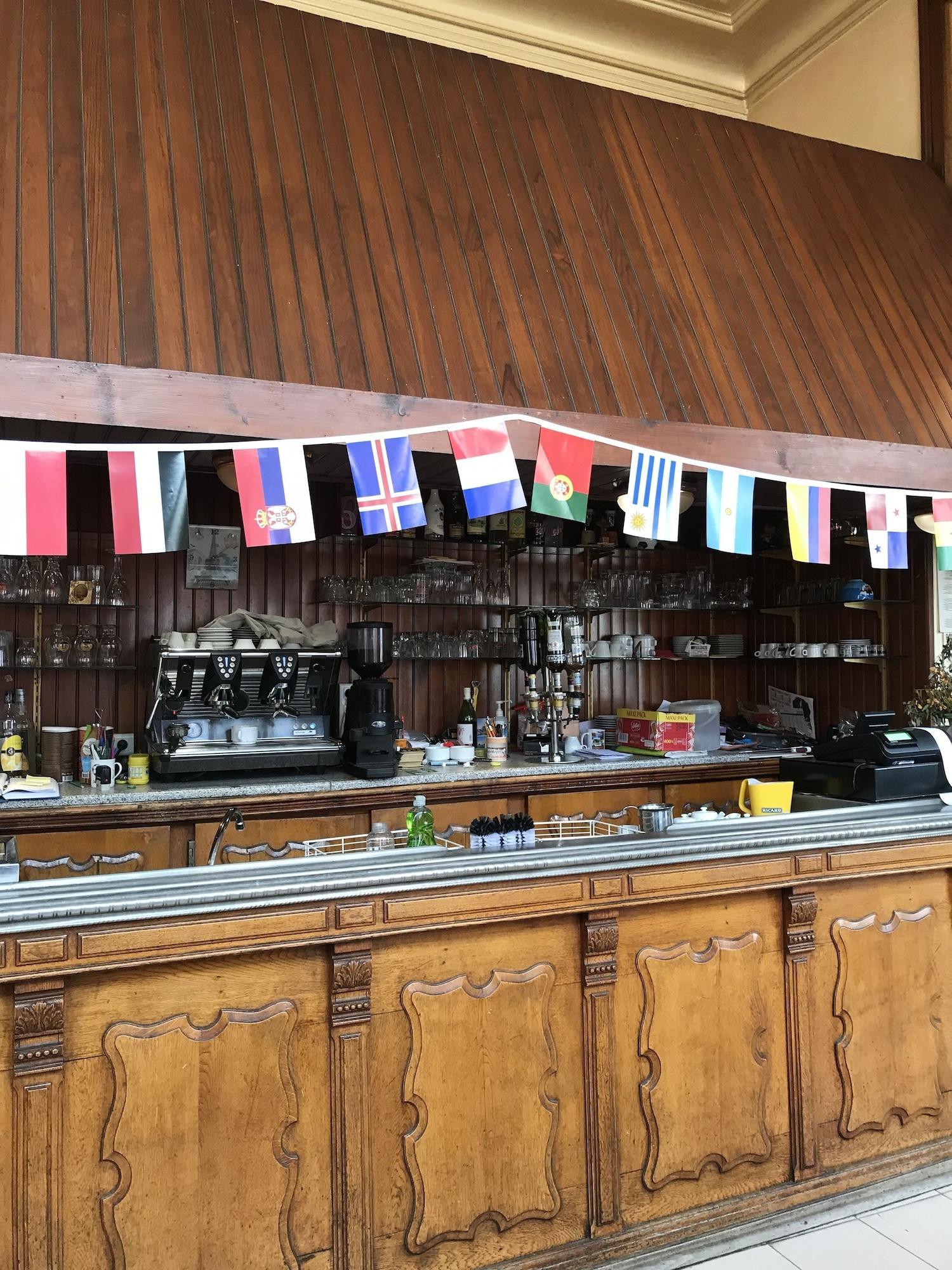 Bar/Salón Hotel de la Gare