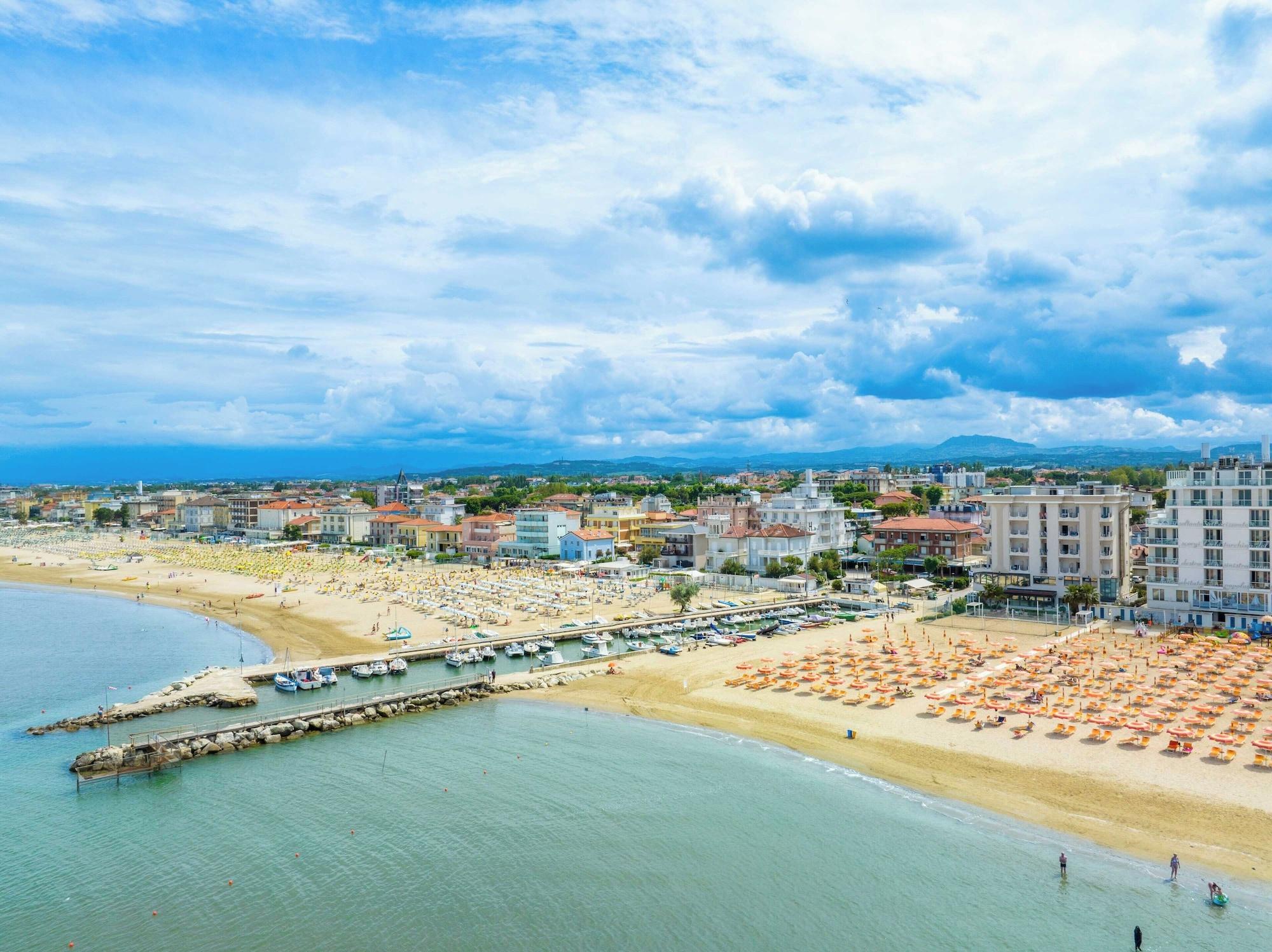 Playa Park Hotel Serena