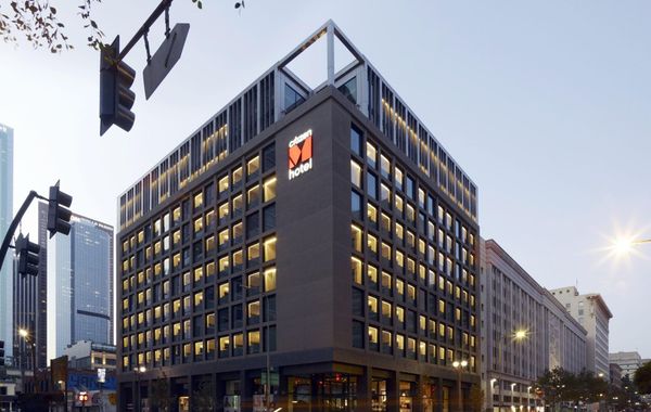 citizenM Los Angeles Downtown