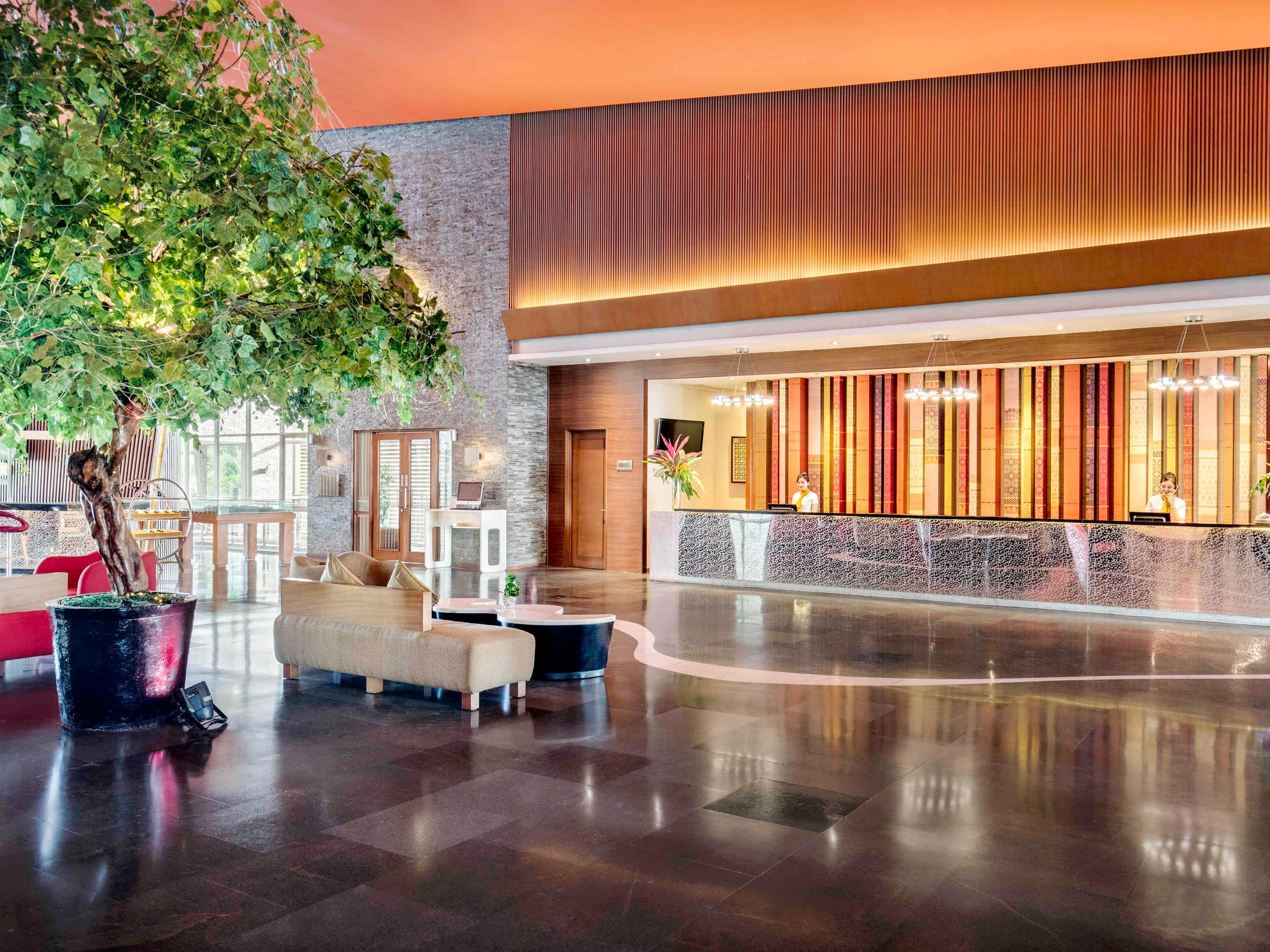 Vista Exterior Novotel Palembang Hotel & Residence