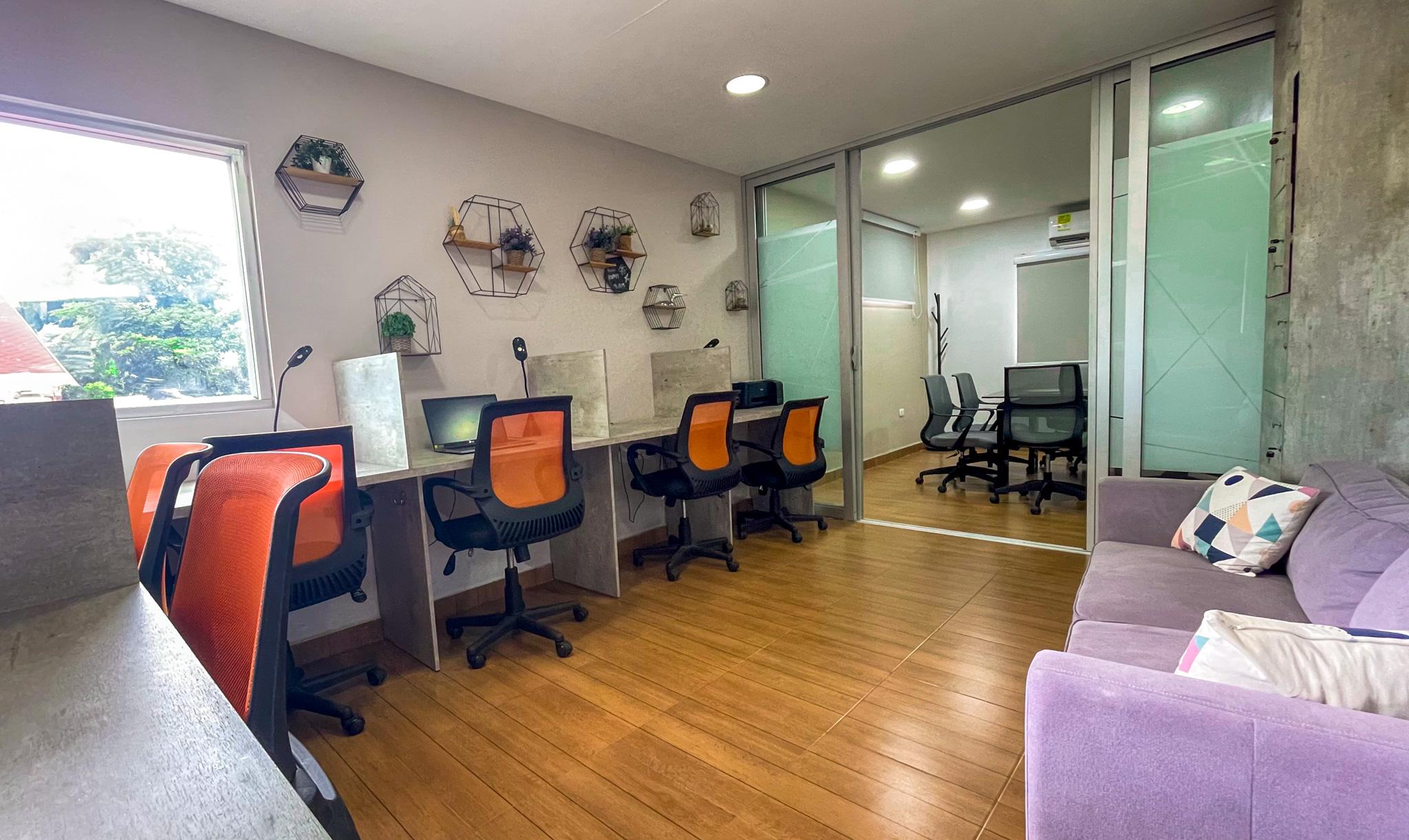 Sala de Reuniones Casa Avelina Boutique Hostel