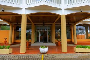 Alojamiento - Midview Hotel-Nyali