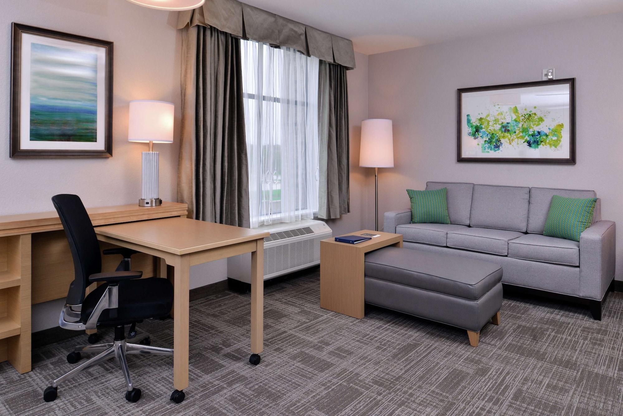 Habitación Homewood Suites by Hilton Des Moines Airport