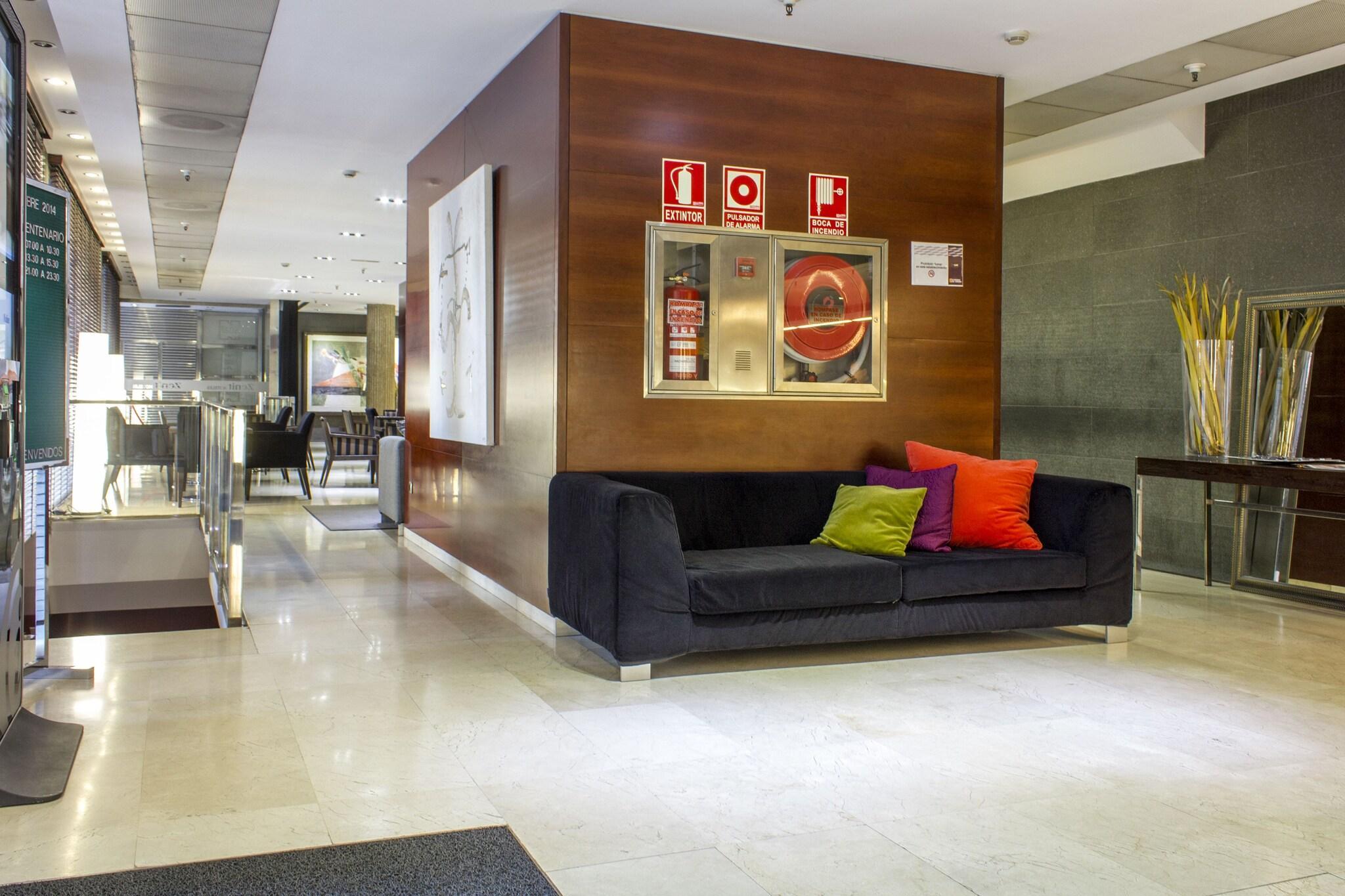 Vista Lobby Hotel Zenit Don Yo
