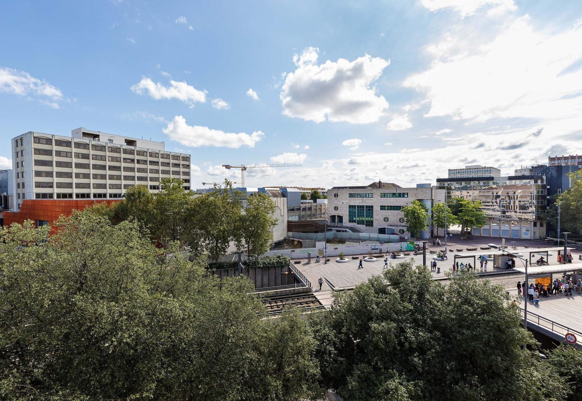 Vista Exterior B&B HOTEL Rouen Centre Rive Gauche