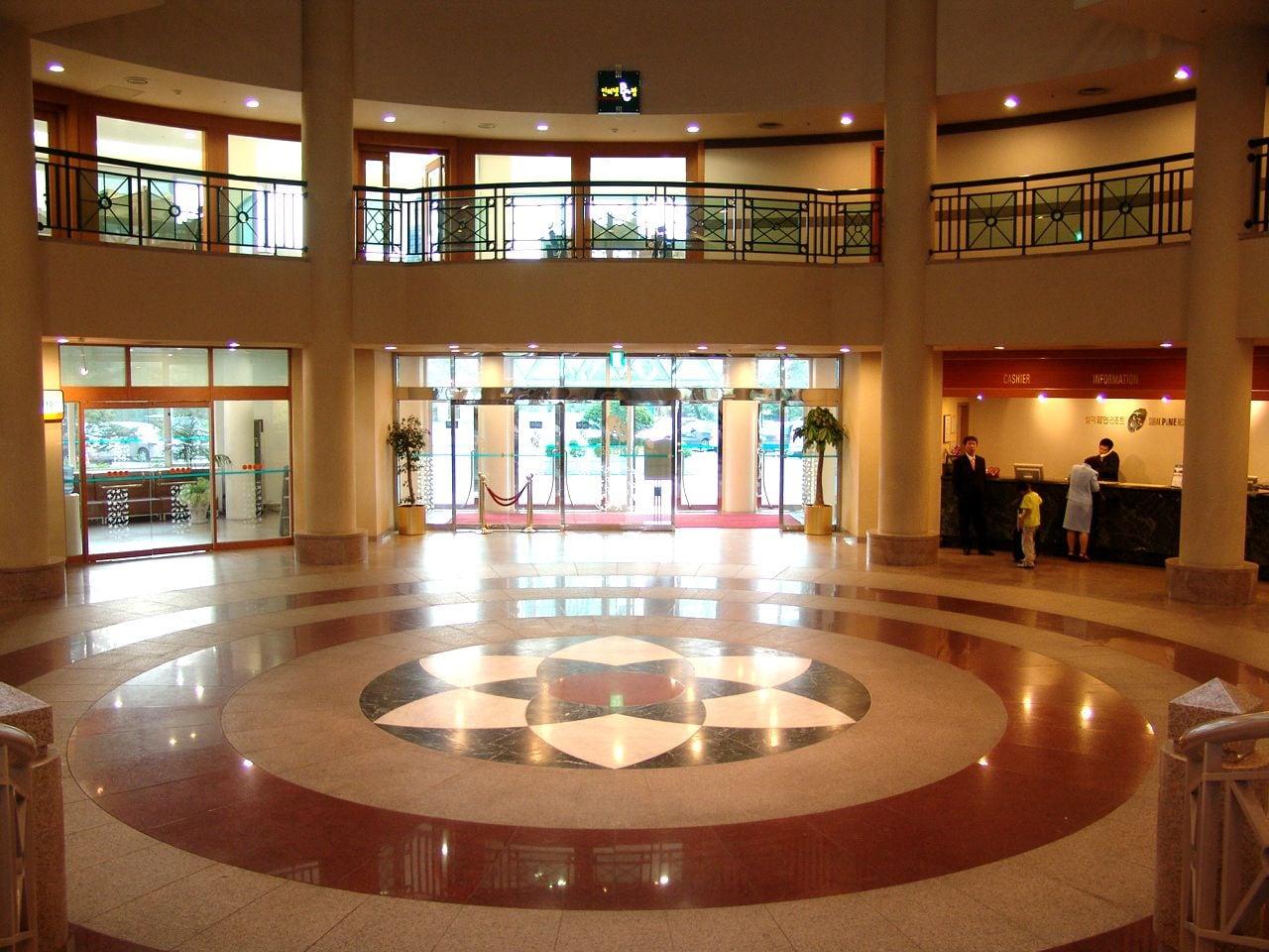 Vista Lobby Seorak Pine Resort