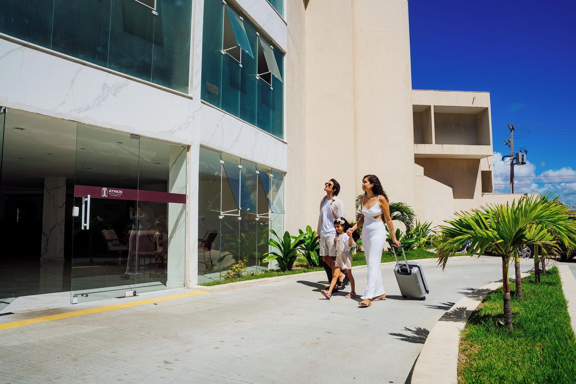 Vista Exterior Atrios Beach Hotel