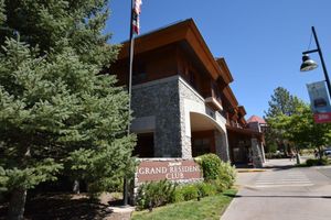 Alojamiento - Heavenly Village Condos - Grand Residence