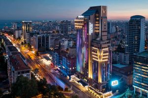 Alojamiento - Mövenpick Hotel Istanbul Bosphorus