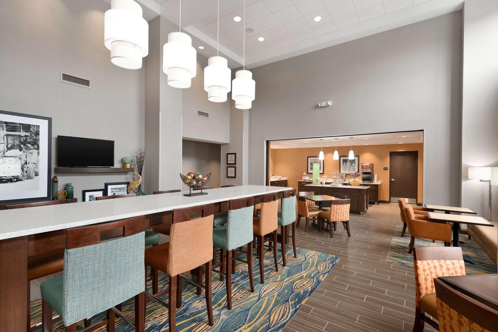 Restaurant Hampton Inn & Suites Deland