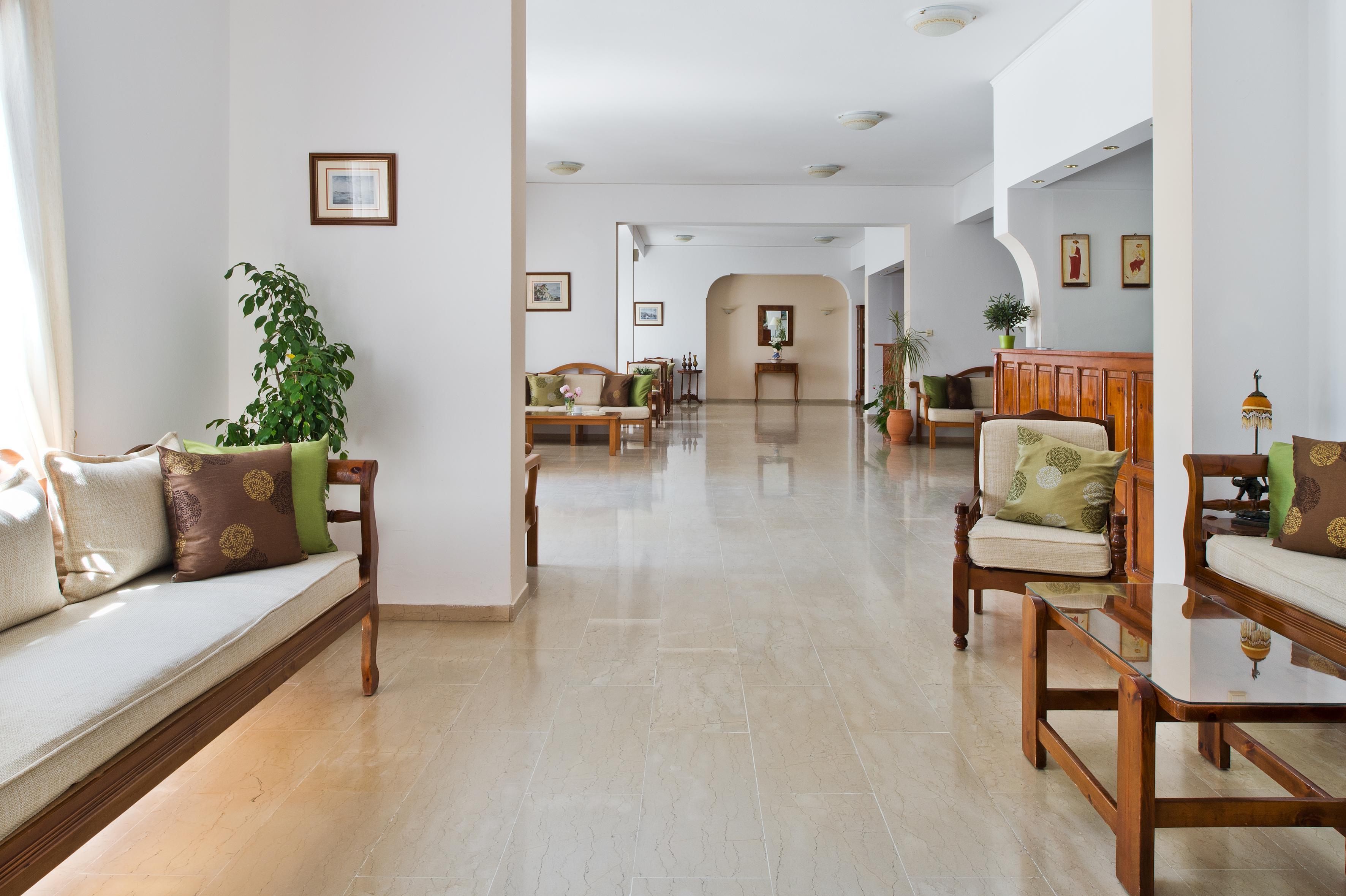 Vista Lobby Hotel Makarios