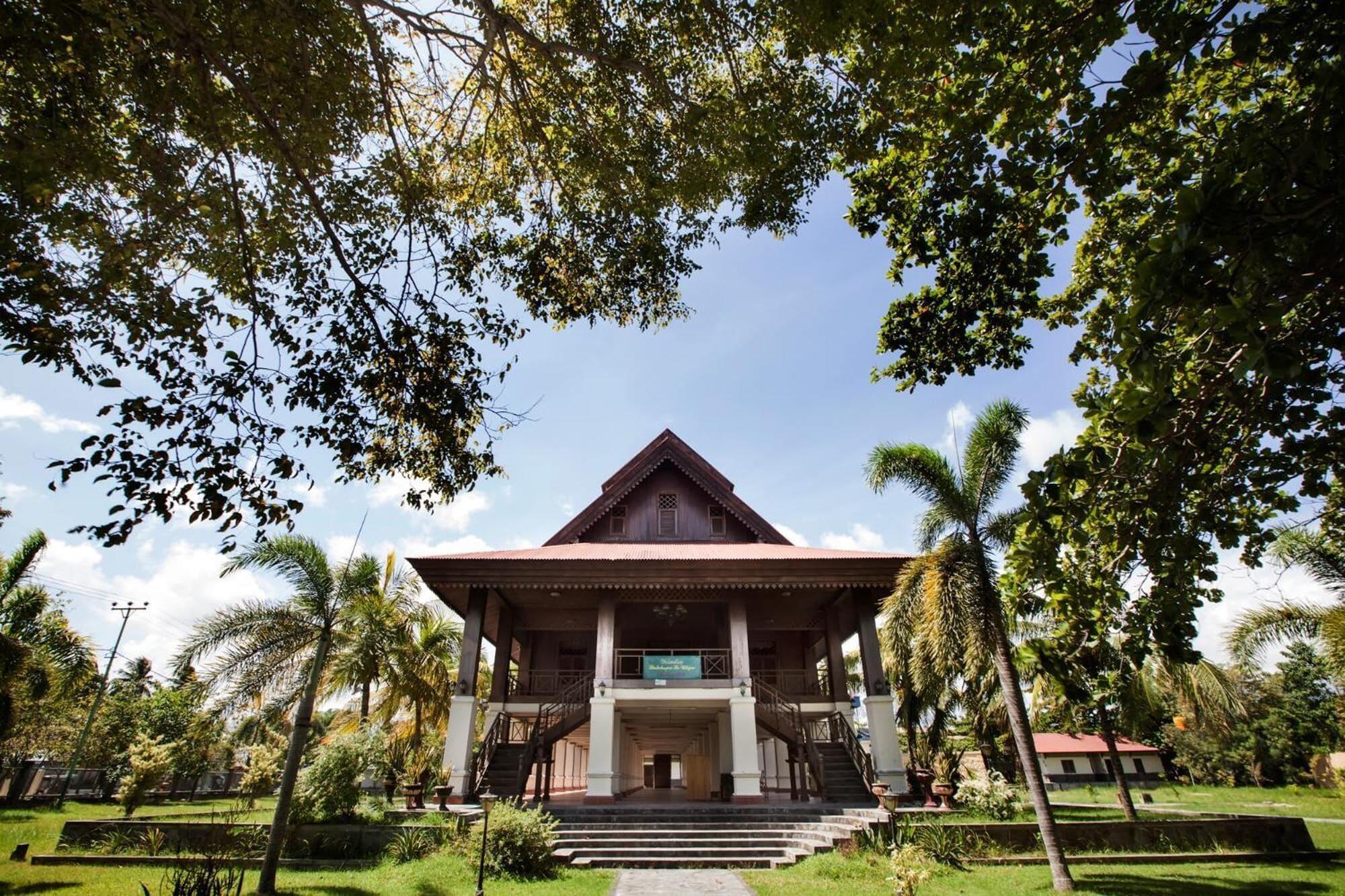 Vista Exterior Amaris Gorontalo