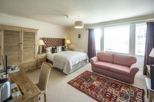 Alojamiento - Black Bull Hotel