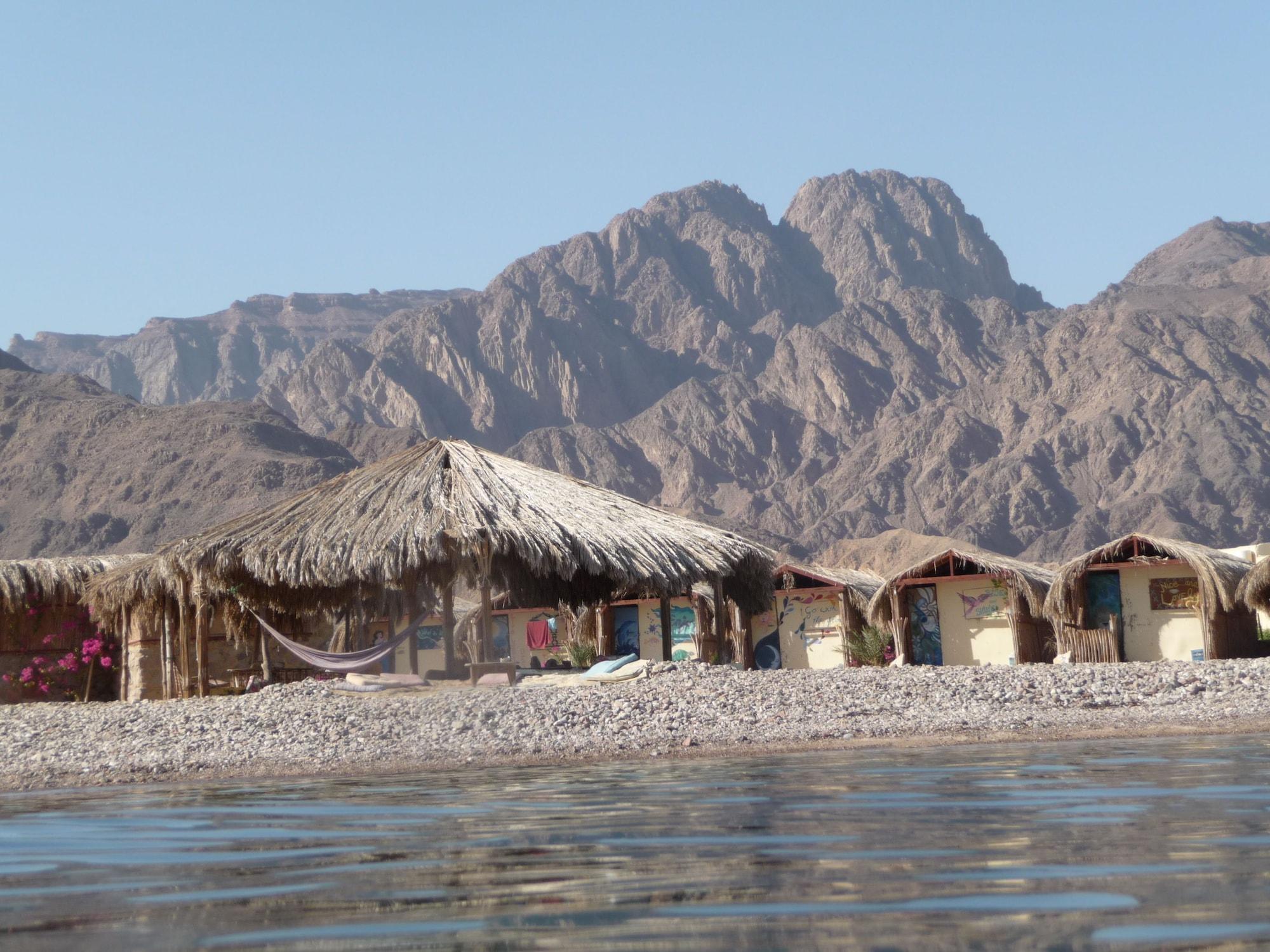 Playa Sahara Beach Camp