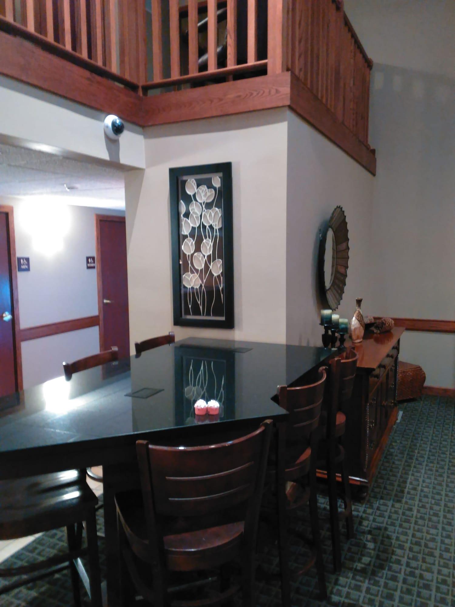 Restaurant AmericInn by Wyndham Beulah