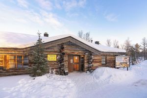 Alojamiento - Kuukkeli Log Houses Teerenpesä