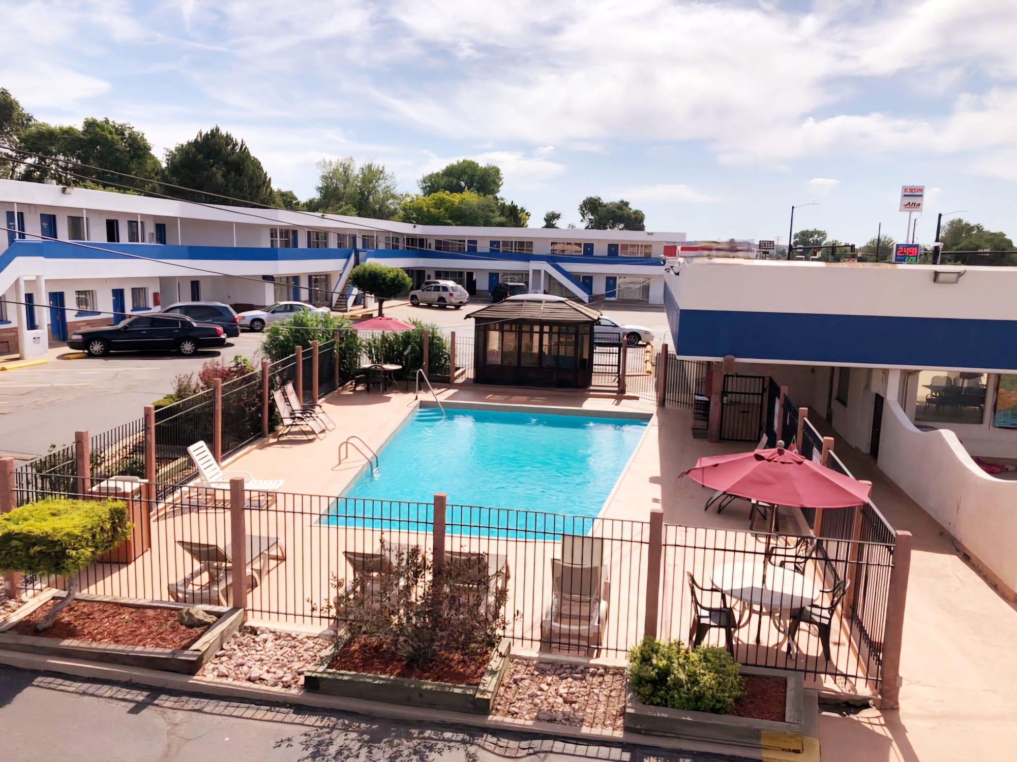 Varios Motel 6 Canon City, CO