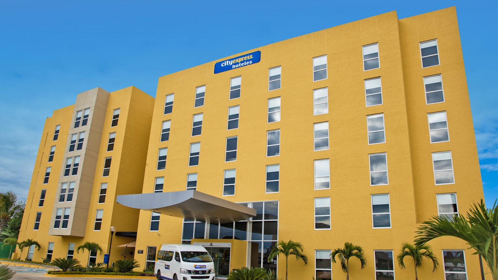 Vista Exterior City Express Atlixco