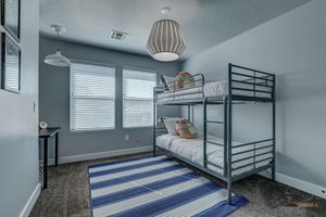 Alquiler Vacacional - Parking galore, quiet & bonus- electrical RV hookup!