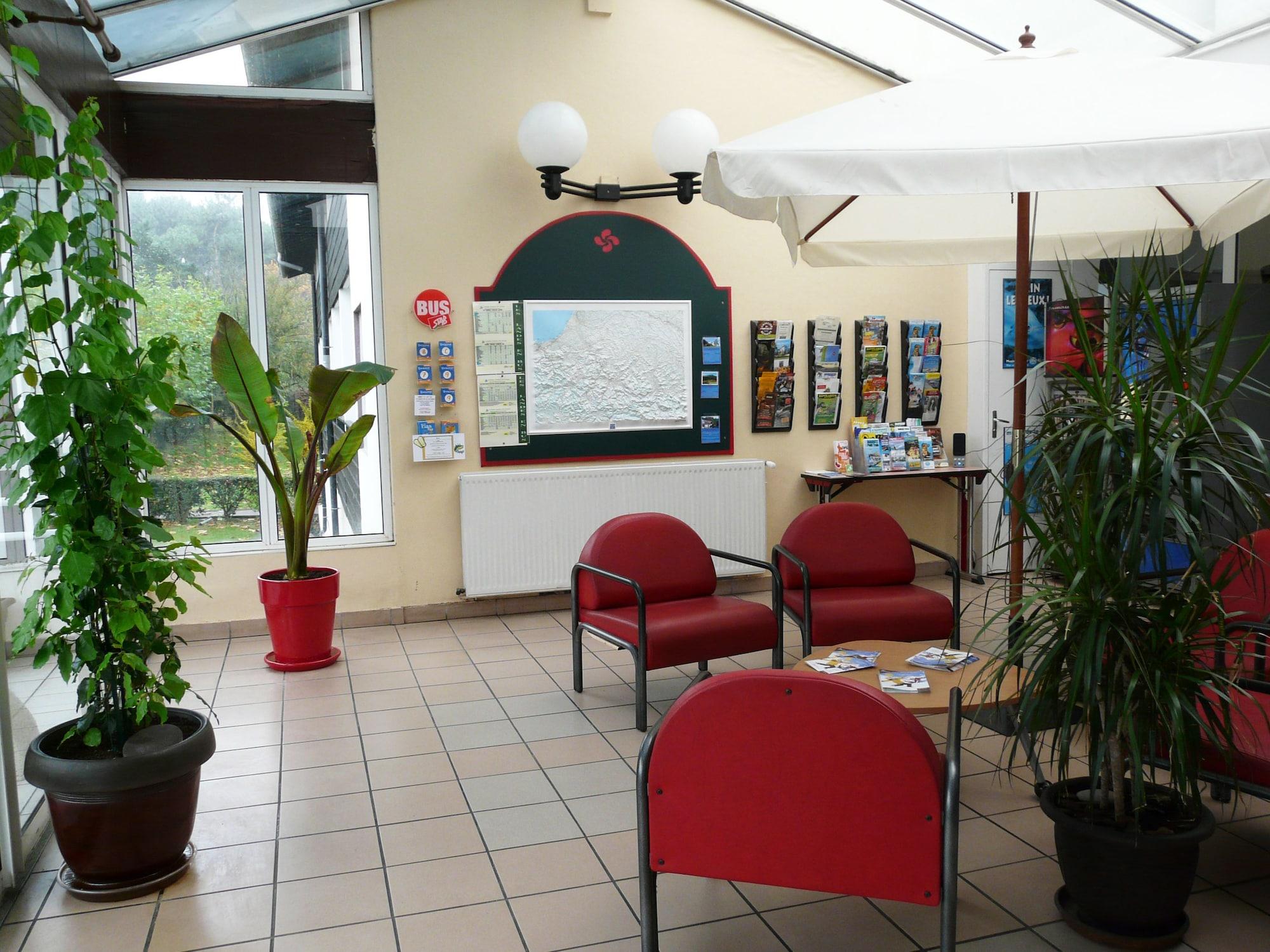 Vista Lobby Azureva Anglet