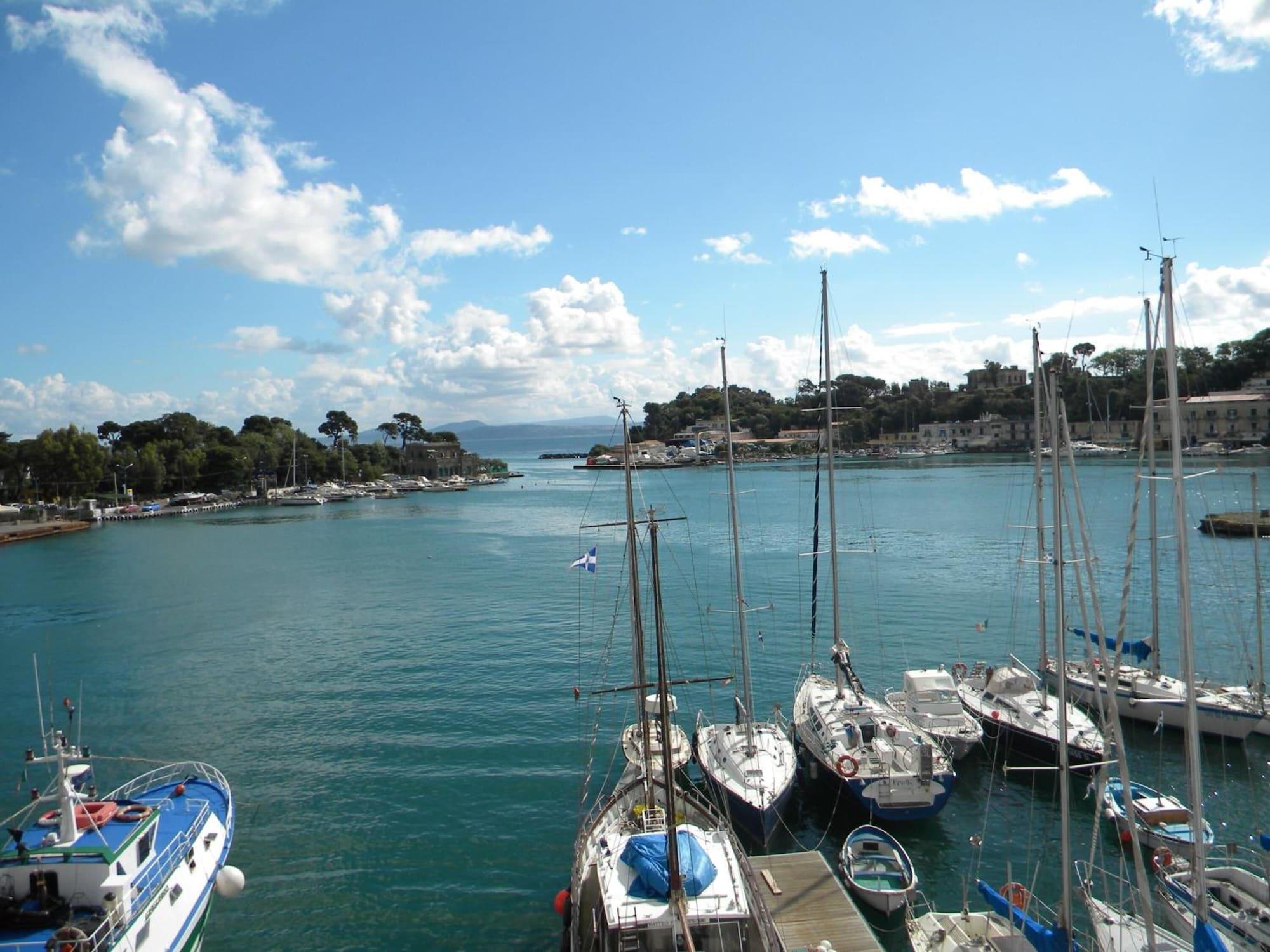 Varios Locanda sul Mare