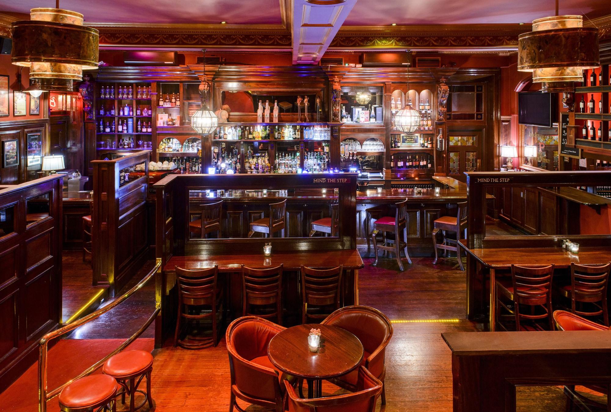 Bar/Salón Kilkenny Hibernian Hotel